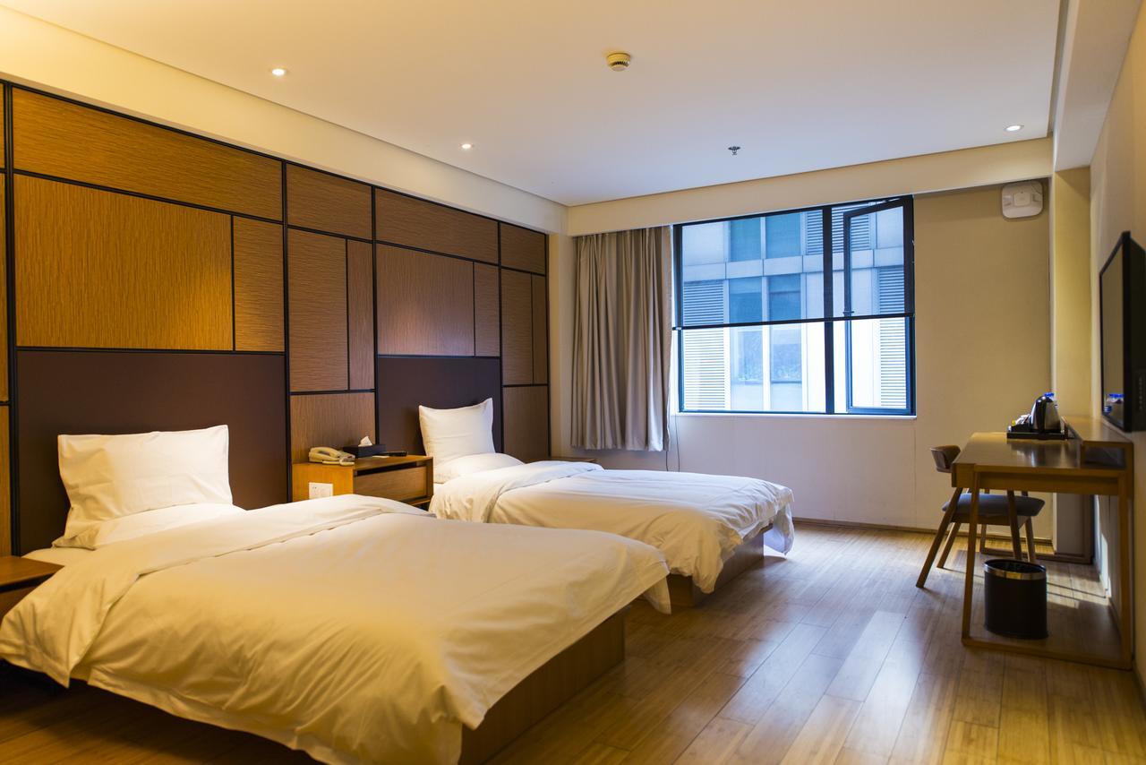 Ji Hotel Shanghai Hongqiao Airport Huqingping Highway Екстер'єр фото