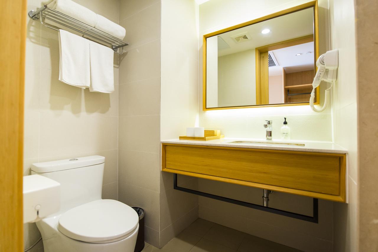 Ji Hotel Shanghai Hongqiao Airport Huqingping Highway Екстер'єр фото