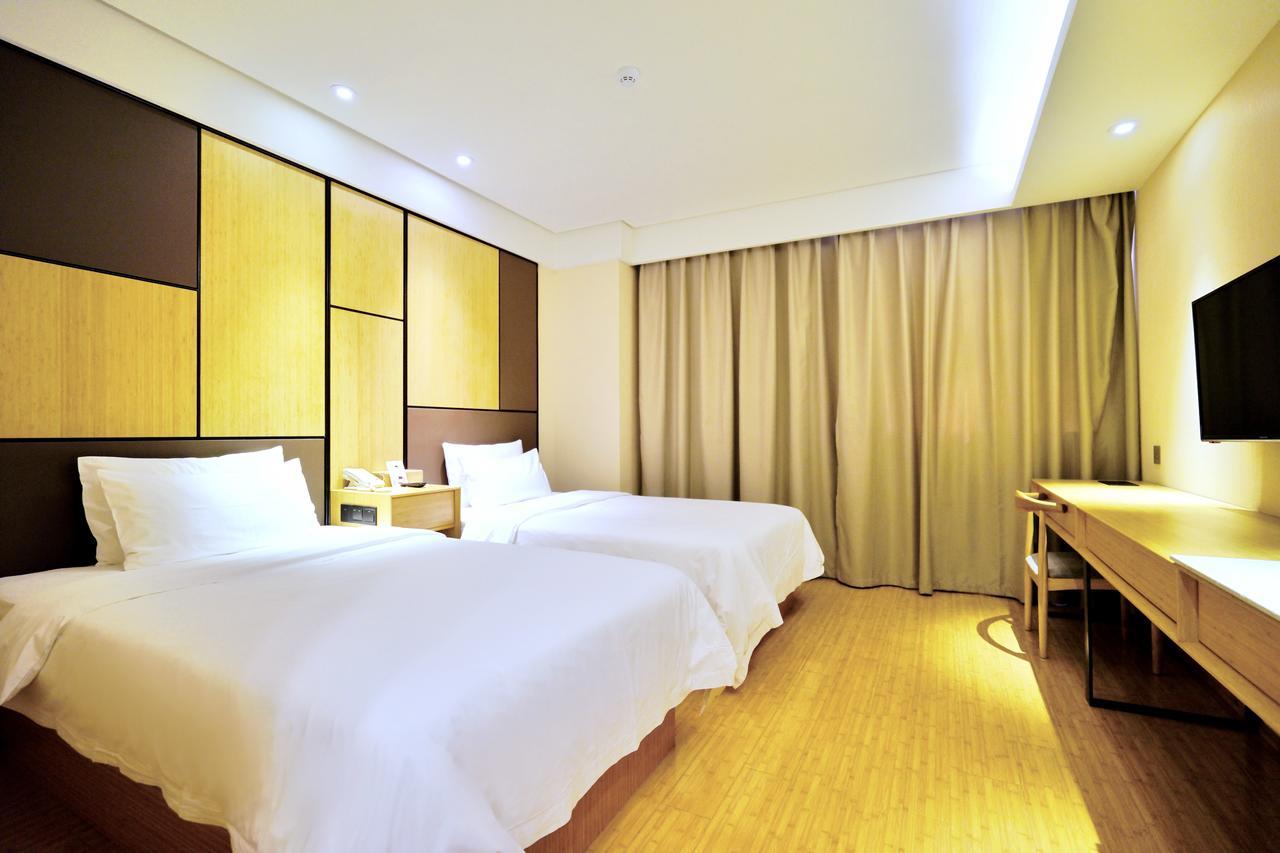 Ji Hotel Shanghai Hongqiao Airport Huqingping Highway Екстер'єр фото