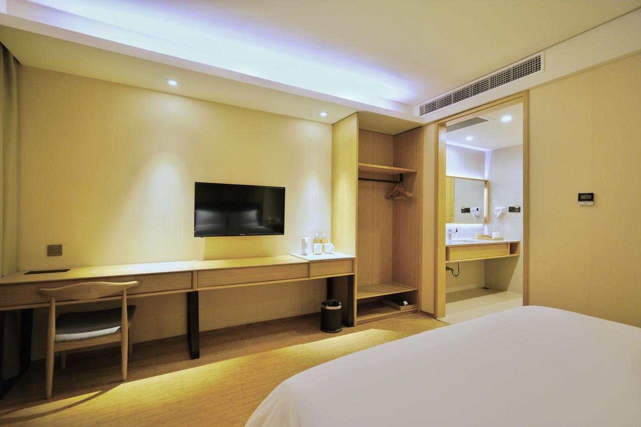 Ji Hotel Shanghai Hongqiao Airport Huqingping Highway Екстер'єр фото