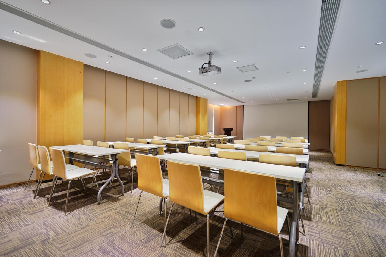 Ji Hotel Shanghai Hongqiao Airport Huqingping Highway Екстер'єр фото